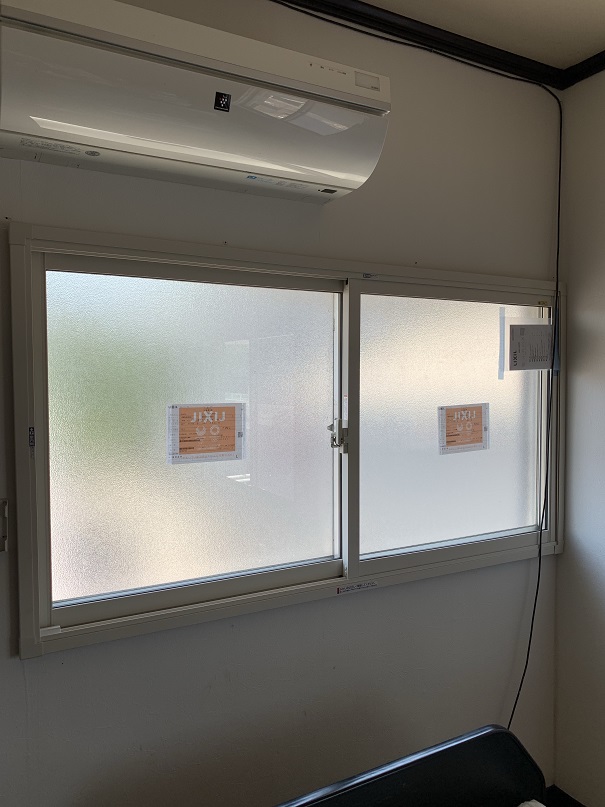 二重窓は防音効果も発揮します。